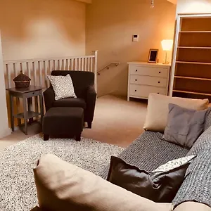 Stylish Centre Flat Apartment