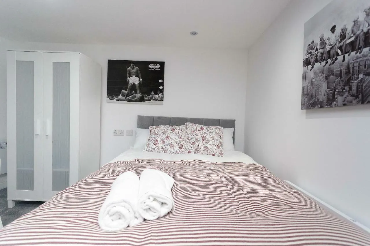 Leeds House Apartment 0*, Leeds (West Yorkshire) United Kingdom